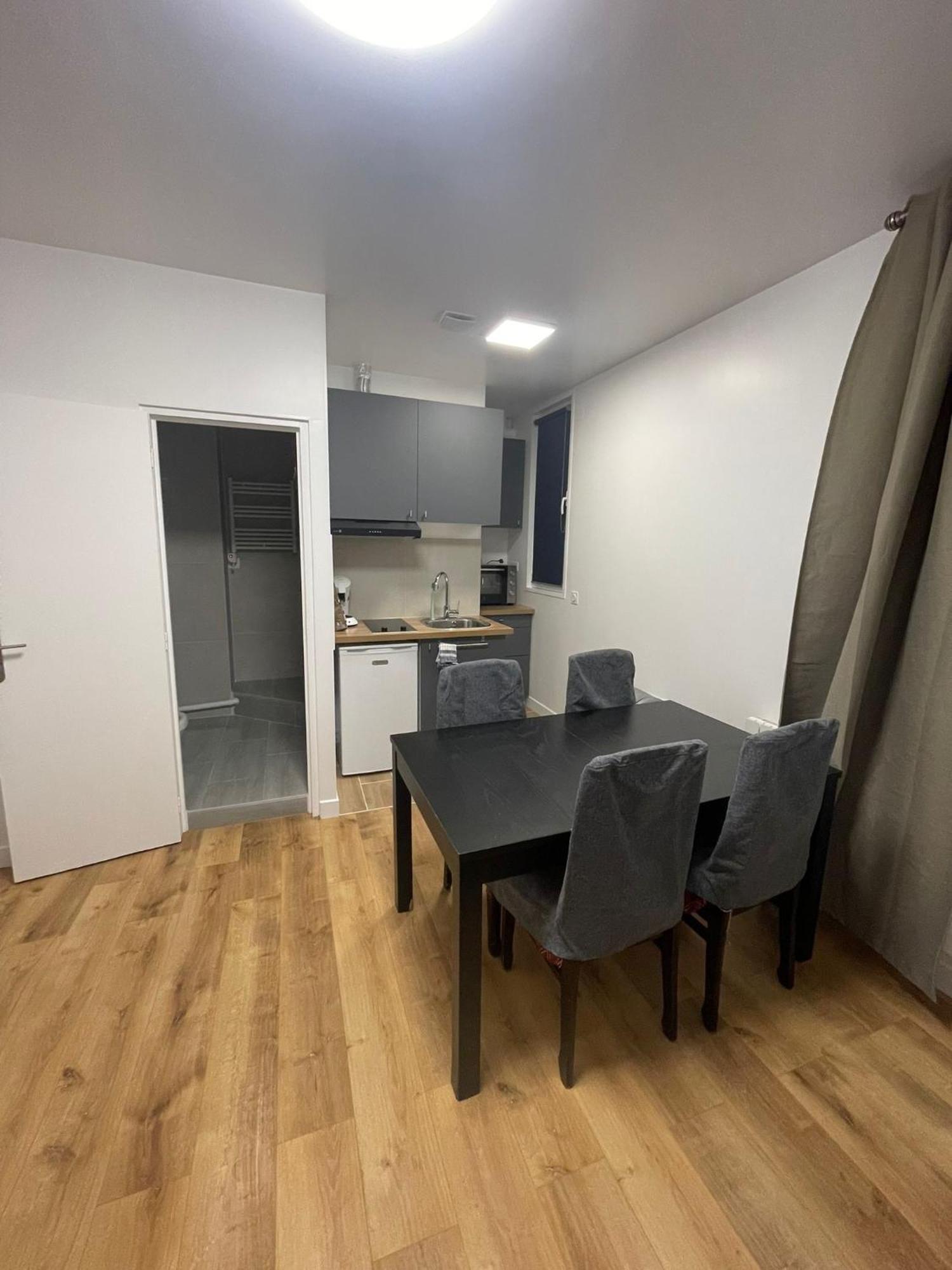 Lacharriere-Logement Entier 38M2 Paris Ngoại thất bức ảnh